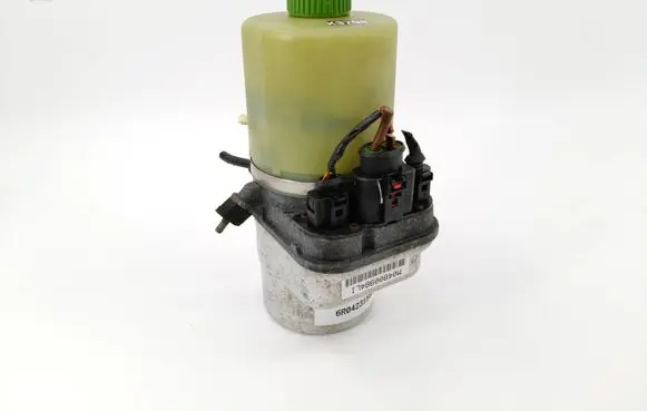 Volkswagen Polo V 6R Power steering pump 6R0423156B