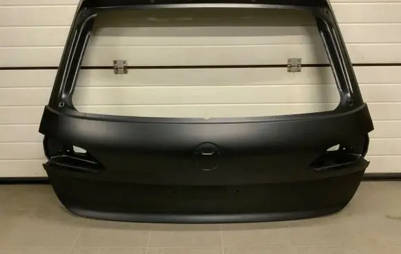Volkswagen Touareg III Tailgate/trunk/boot lid 760827025C 760827105A