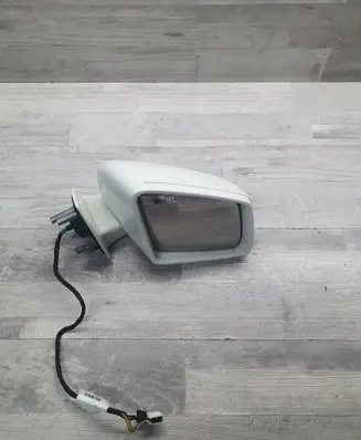 Mercedes-Benz ML AMG W164 Front door electric wing mirror