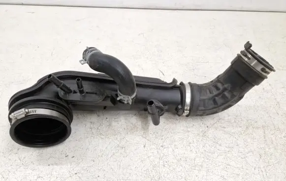 Ford Explorer VI Intercooler hose/pipe L1M39F805 L1M39F805AD 1610503181680