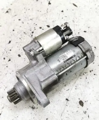 Volkswagen PASSAT B8 Starter motor 02E911024D 4380000212