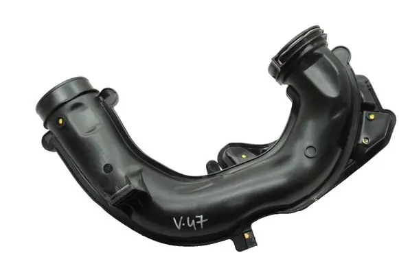Volvo XC90 Air intake hose/pipe 31370120