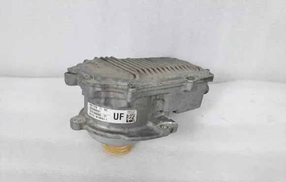 BMW 2 F46 Other control units/modules 6880908
