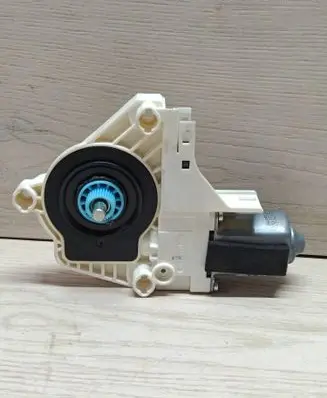 Audi A6 C7 Rear door window regulator motor 8K0959812A 1101919813201 12440260034
