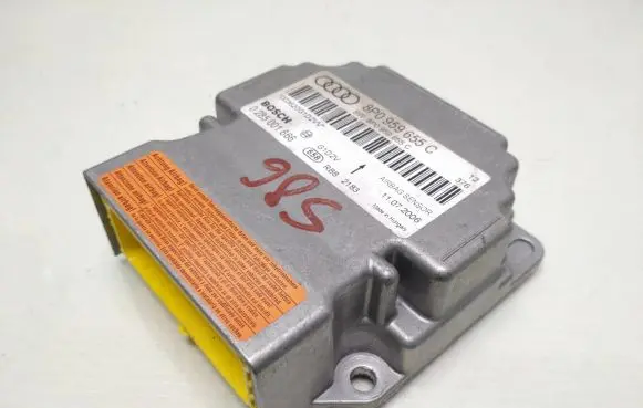 Audi A3 S3 8P Airbag control unit/module 8P0959655C 0285001666