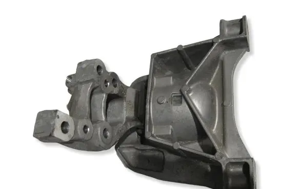 Peugeot 5008 II Engine mount bracket 4A110010