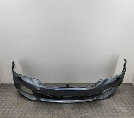 BMW 5 G30 G31 Front bumper 8069075