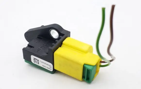 Volkswagen PASSAT CC Airbag deployment crash/impact sensor 5N0959351B 43081606