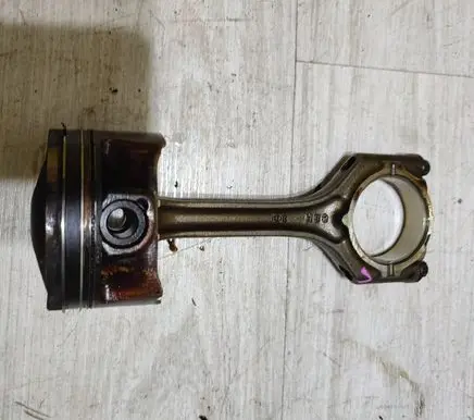 Suzuki Vitara (LY) Piston with connecting rod 08488