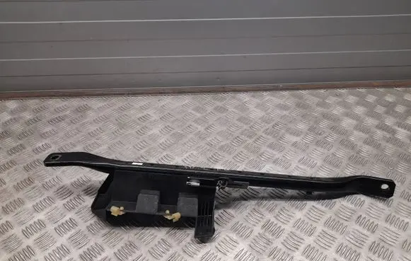 Alfa Romeo Stelvio Other engine bay part