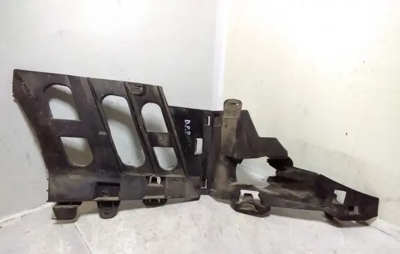 Peugeot 407 Front bumper mounting bracket 9652314480