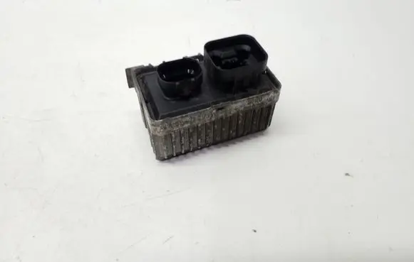 Opel Insignia A Glow plug pre-heat relay 55574293