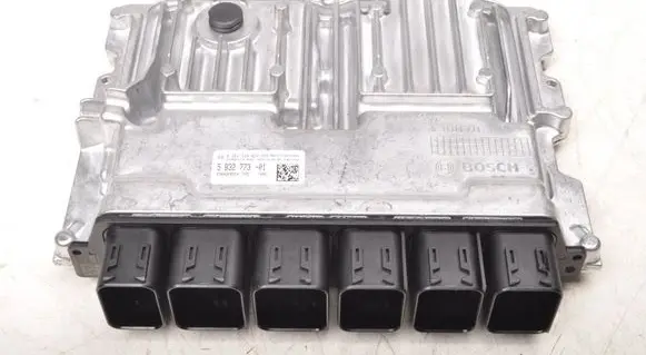 BMW 1 F40 Engine control unit/module ECU 5B32773