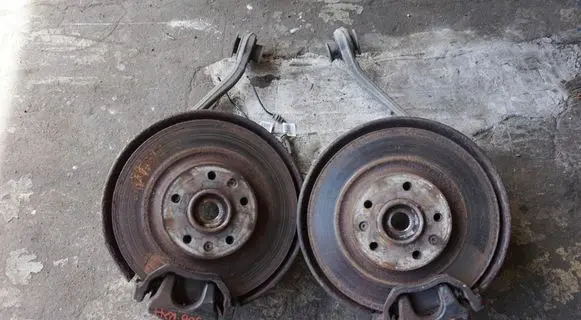 Peugeot 508 RXH Rear wheel hub spindle/knuckle 