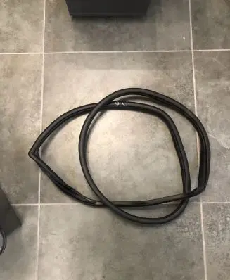 KIA Stonic Rear door rubber seal (on body) 