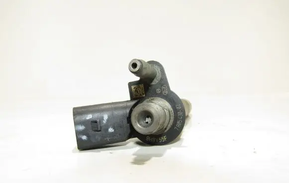BMW 5 GT F07 Fuel injector 780543002
