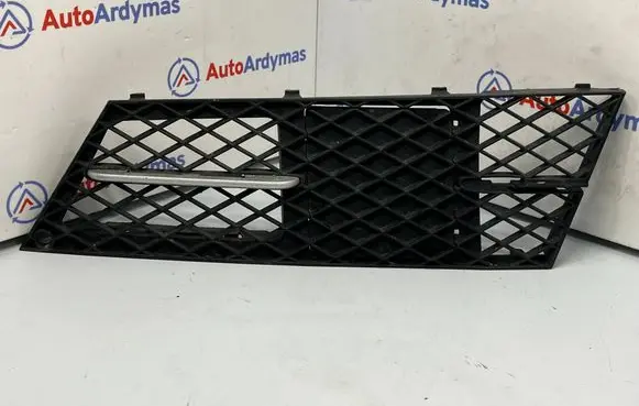 BMW 5 E60 E61 Front bumper lower grill 7178101 51117178101