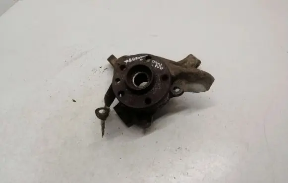 Peugeot 806 Front wheel hub spindle knuckle