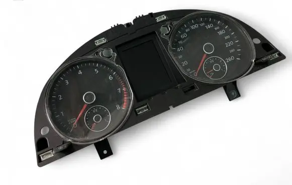 Volkswagen PASSAT B7 Speedometer (instrument cluster) 3AA920870E
