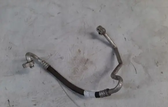 Air conditioning (A/C) pipe/hose