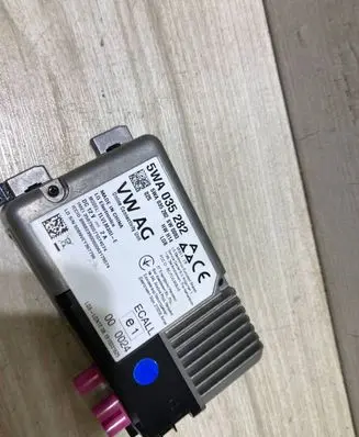 Audi Q3 F3 Other control units/modules 5WA035282