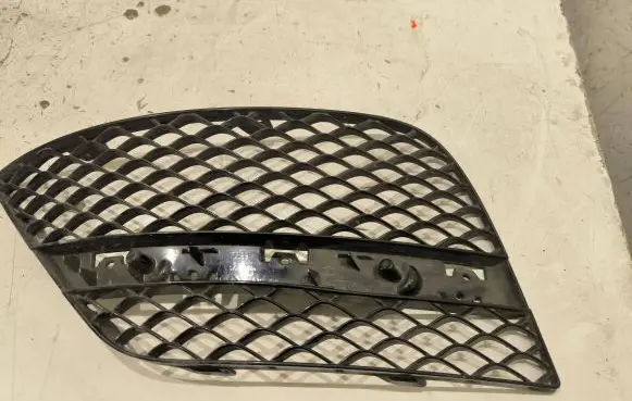 Mercedes-Benz S W222 Front bumper lower grill A2228850353