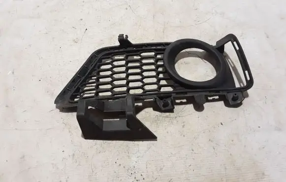 BMW 3 F30 F35 F31 Front bumper lower grill 8054155