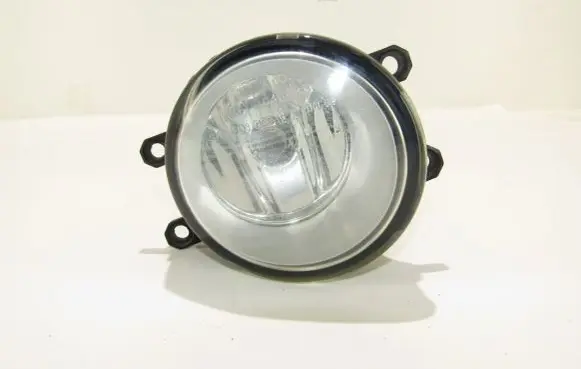 Toyota Avensis T250 Front fog light 812100D041