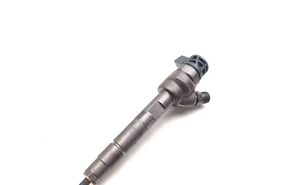 BMW 3 F30 F35 F31 Fuel injector 7810702 0445110382
