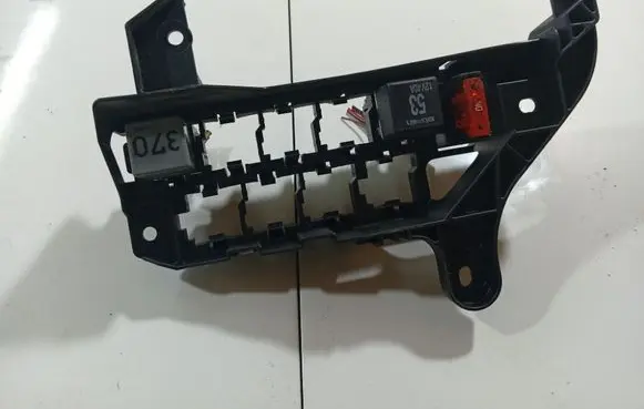 Audi A2 Fuse box set 8z1937503