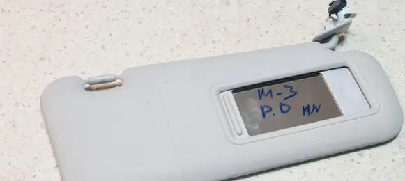 Mazda 3 II Sun visor J48JR