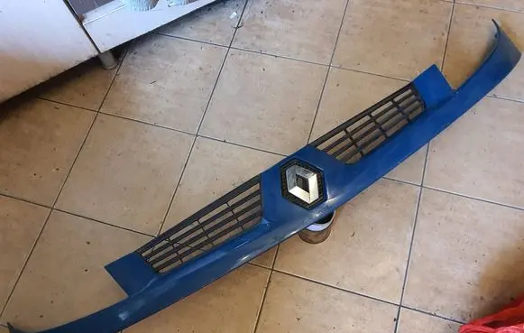 Renault Kangoo I Front grill 8200150629C
