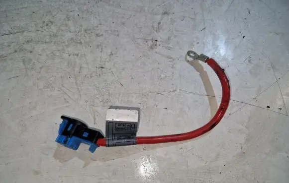 BMW 7 E65 E66 Positive cable (battery) 18647000000
