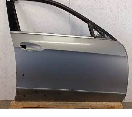 Mercedes-Benz E W212 Front door
