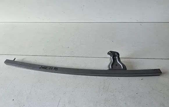 Nissan Juke II F16 Front door windshield rail 