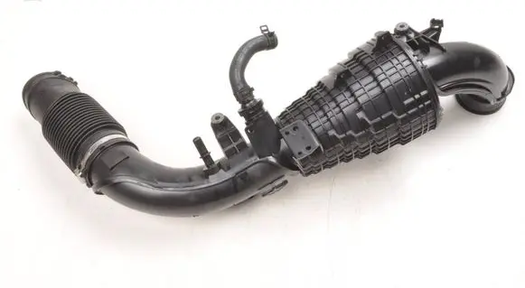 Volvo XC40 Air intake hose/pipe 32222145