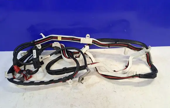 Positive cable (battery)