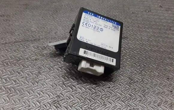 Toyota Previa (XR30, XR40) II Immobilizer control unit/module 8978028040