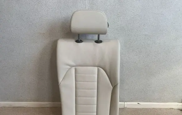 Rear seat