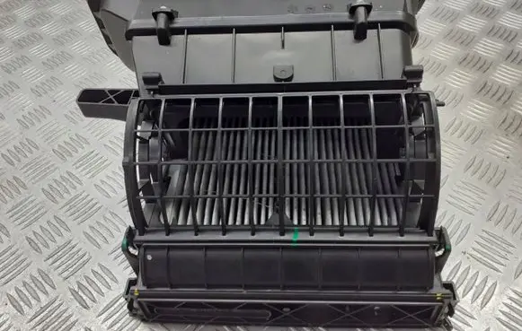 Opel Mokka X Air filter 16454022