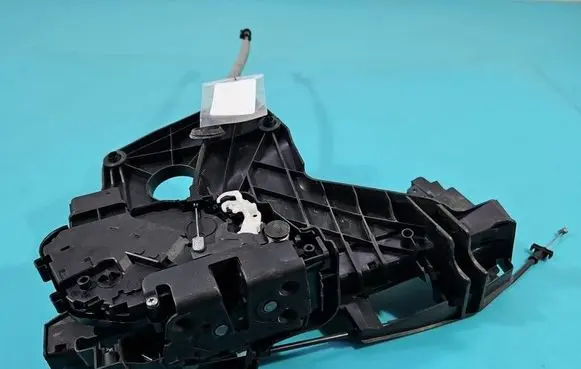 Volvo V70 Front door lock 31253674 IMPRK1563243