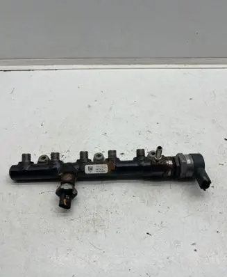 Renault Scenic IV - Grand scenic IV Fuel main line pipe 175217814R 191680034 HMLGTC116R