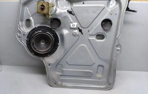 Volkswagen Transporter - Caravelle T5 Front door manual window regulator 7H0837730 26236 040325004B