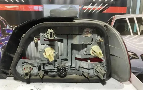 BMW 7 E38 Rear/tail lights 8387637