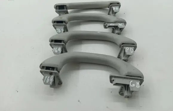 Volkswagen PASSAT B6 A set of handles for the ceiling 