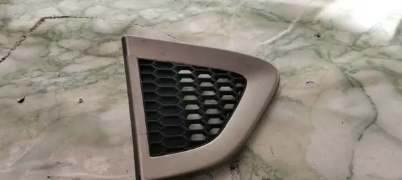 Chevrolet Captiva Fender grill 