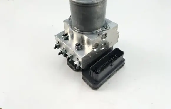Audi A4 S4 B9 ABS Pump 8W0907379AC 8W0614517AG