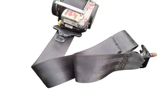 Volvo V40 Rear seatbelt 619894600
