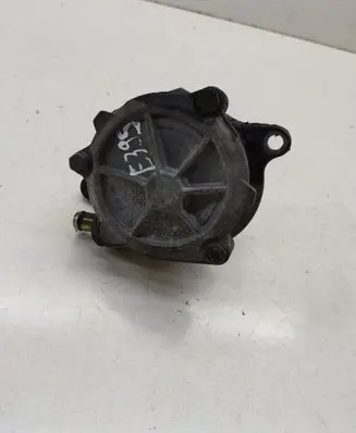 BMW 5 E39 Vacuum pump 221057 96110886 96110885