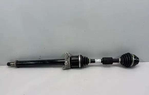 BMW 2 F44 Front driveshaft 8681530